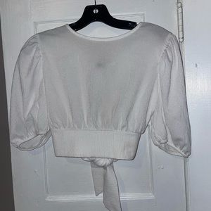 H&M White Bubble Sleeve Top